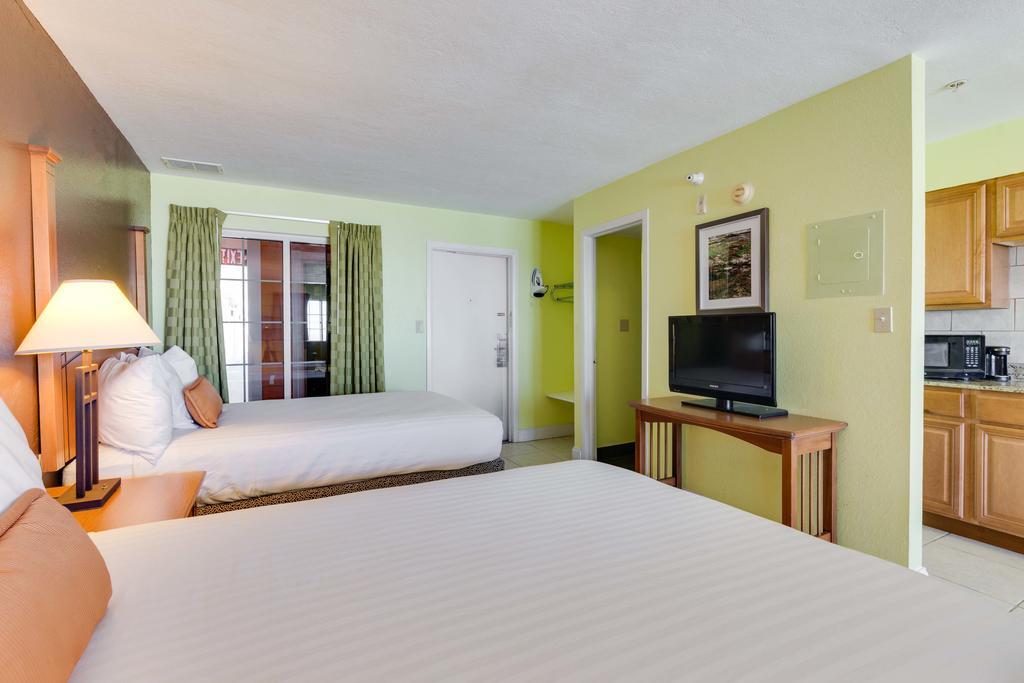 Pierview Hotel And Suites フォートマイヤーズビーチ 部屋 写真
