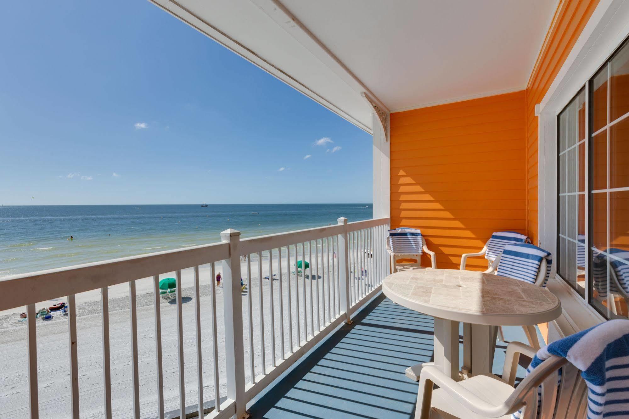 Pierview Hotel And Suites フォートマイヤーズビーチ エクステリア 写真