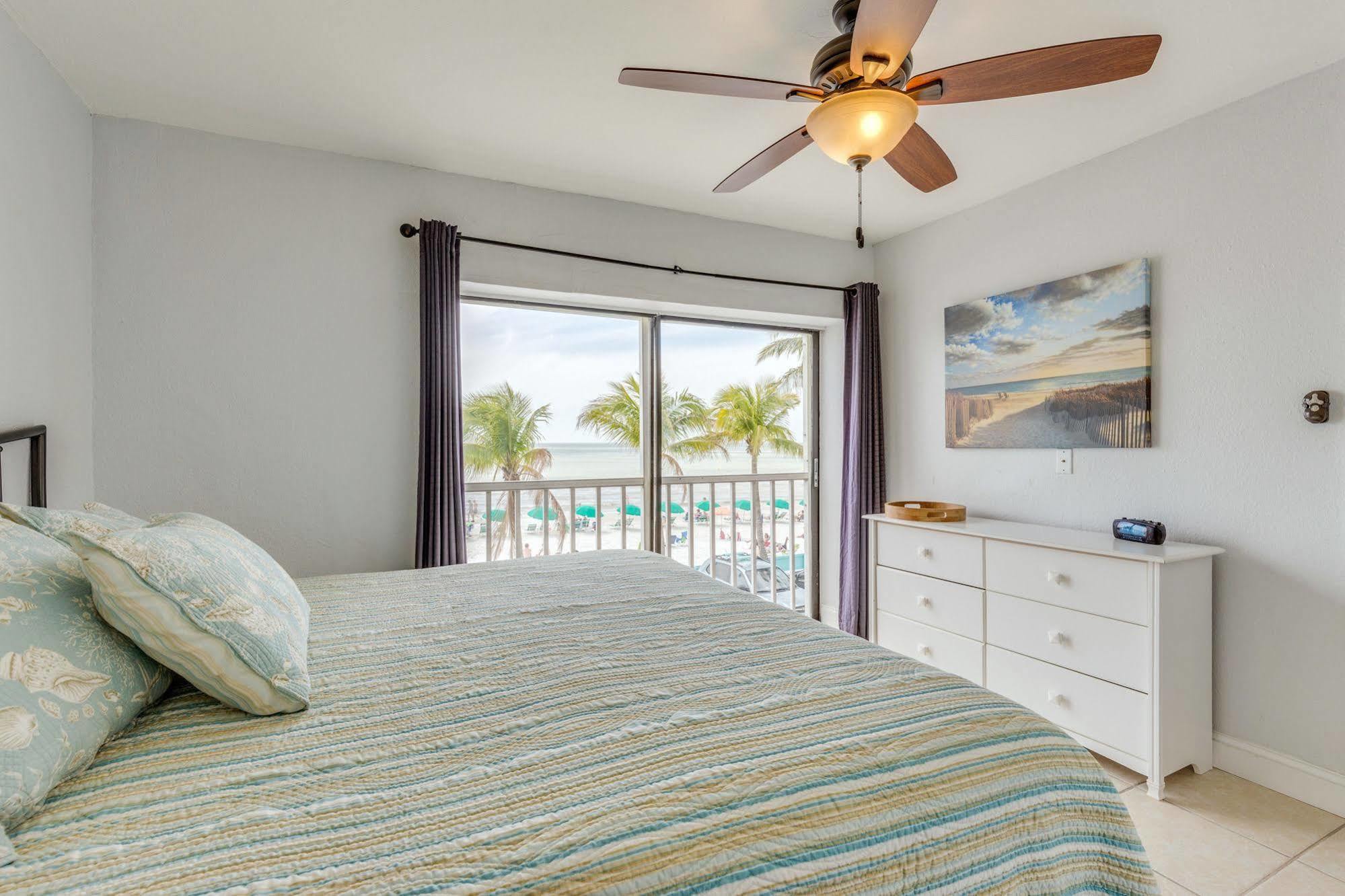 Pierview Hotel And Suites フォートマイヤーズビーチ エクステリア 写真