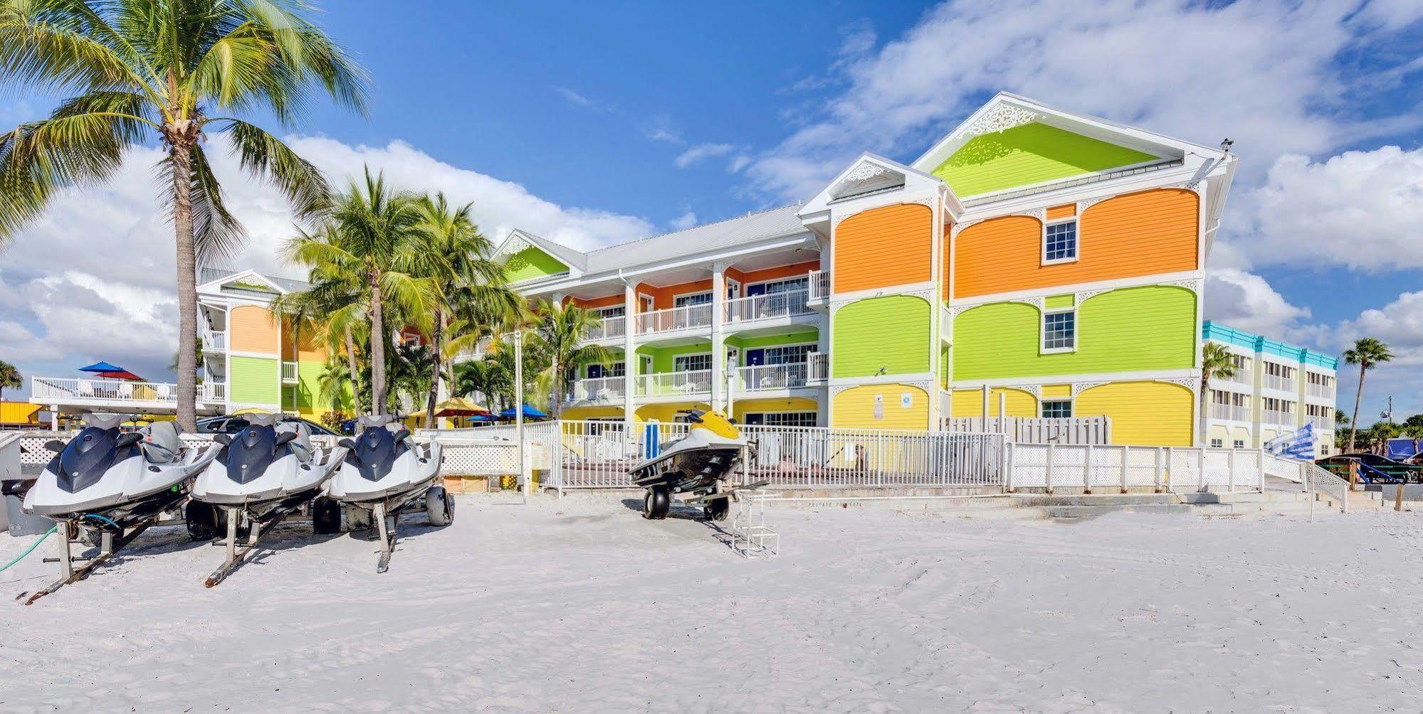Pierview Hotel And Suites フォートマイヤーズビーチ エクステリア 写真